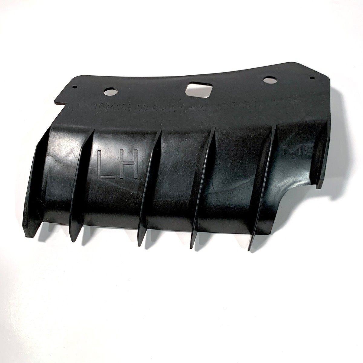 REINF - FASCIA FRT CTR UPR TO FEM RH